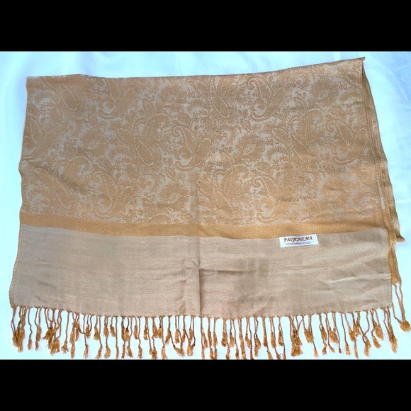 Scarf - Picture 4 of 4